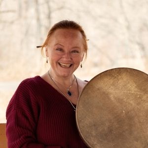 Meet your Posher, Hilary